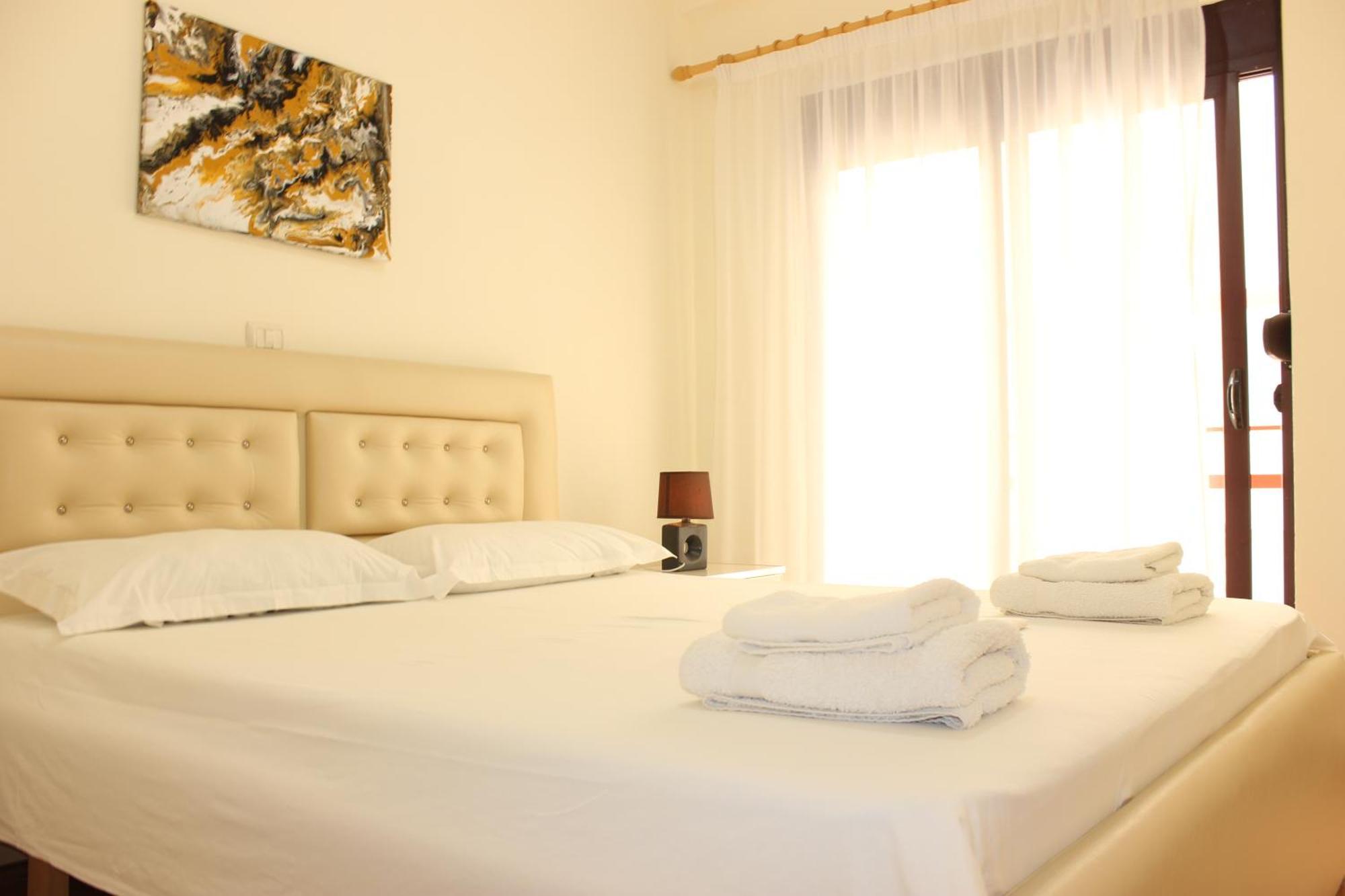 Megrooms Sarandë 외부 사진